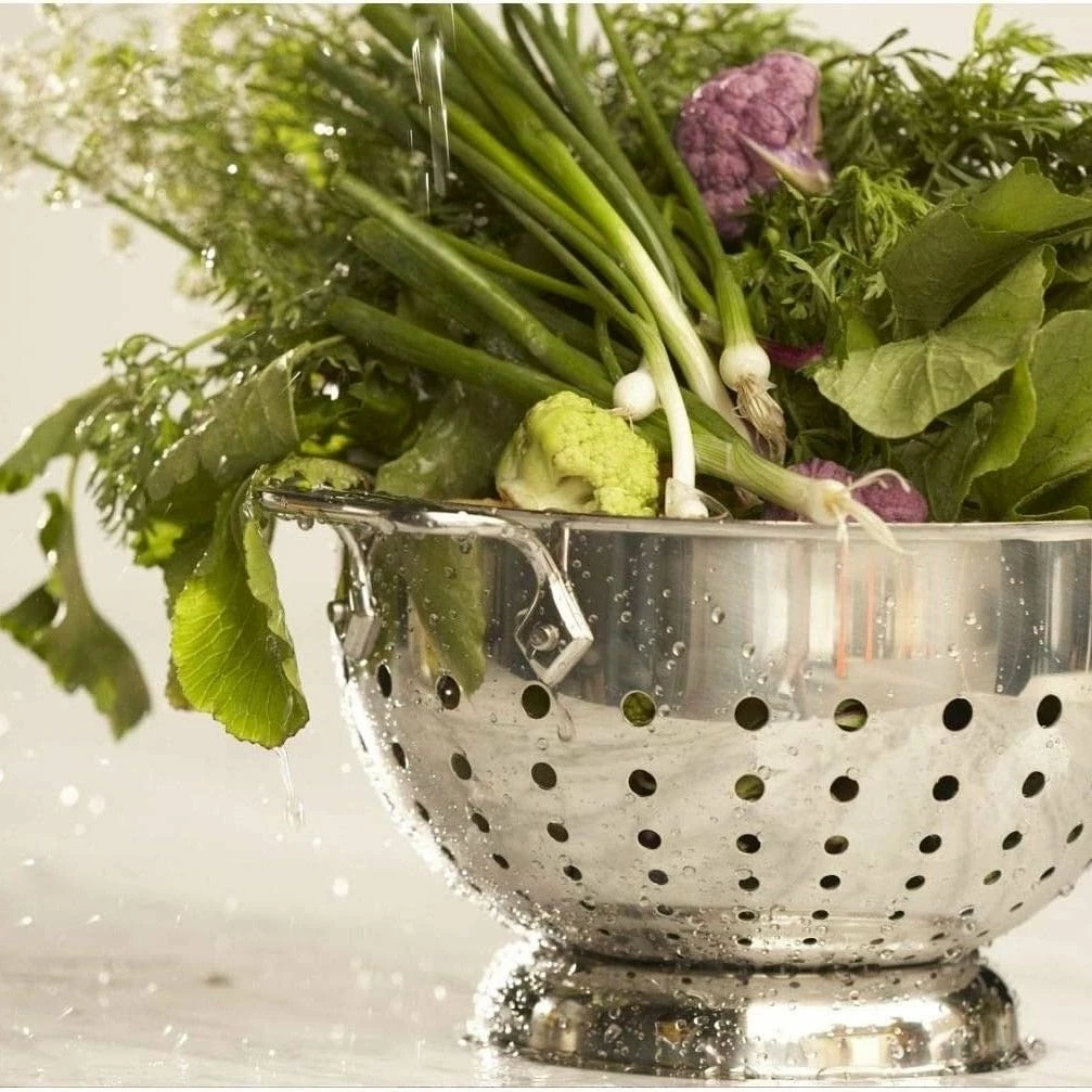 All-Clad 1.5-Quart Colander 5 All-Clad 1.5-Quart Colander - Image 3