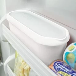 Tovolo 2.5 Qt Ice Cream Tub (White) 9 Tovolo 2.5 Qt Ice Cream Tub (White) -Outlet Utensils Store 81 18945 2 5 qt glide a scoop ice cream tub 4 1 1