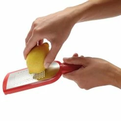 Kuhn Rikon Swiss Grater Set With Storage Caddy | Red -Outlet Utensils Store 81kvg6yfkll. sl1500