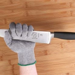 Mercer Cutlery MercerMax Cut-Resistant Glove | Small 11 Mercer Cutlery MercerMax Cut-Resistant Glove | Small -Outlet Utensils Store mercermax cut resistant glove usage5 2
