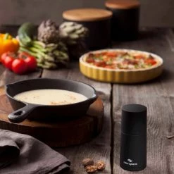 Microplane Spice Mill - Black -Outlet Utensils Store microplane spice mill