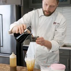 OXO Compact Cold Brew Coffee Maker 15 OXO Compact Cold Brew Coffee Maker -Outlet Utensils Store oxo lifestyles 4